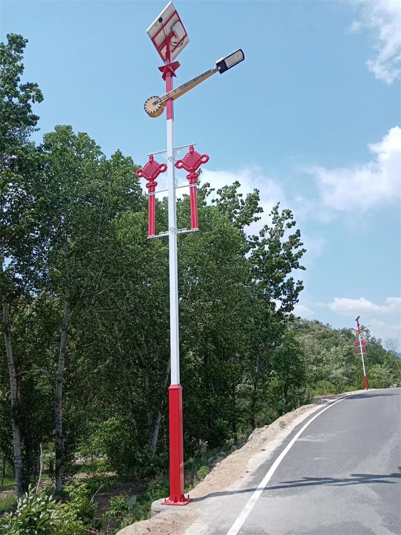 太阳能路灯杆