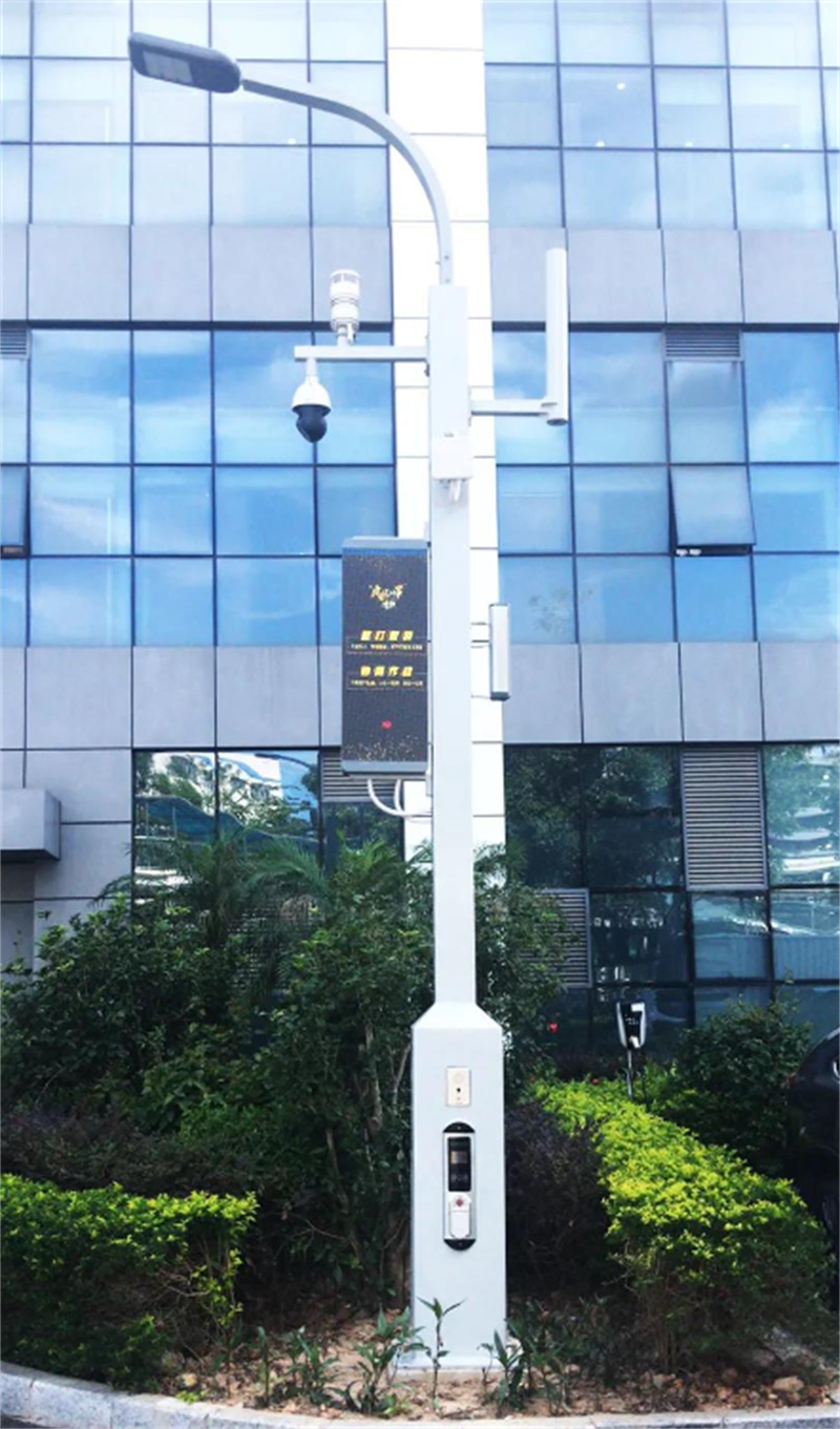 智慧路灯合杆