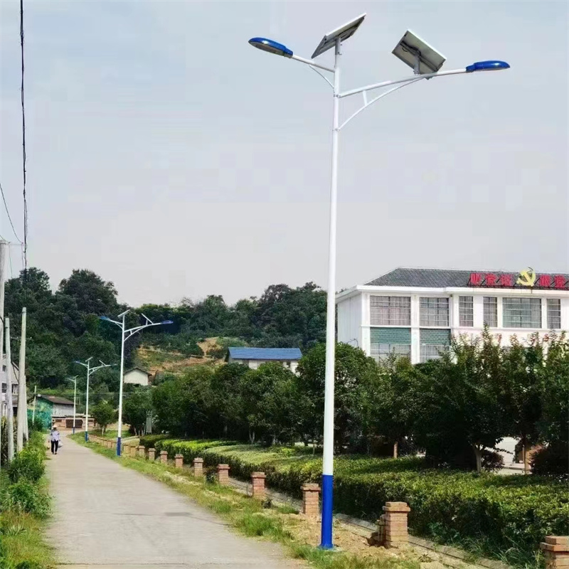 太阳能路灯杆